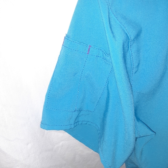 Scrub top - Picture 2 of 2